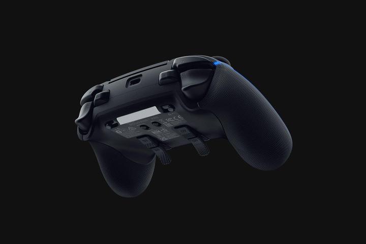 Produktbild Razer Wolverine V2 Pro (PC, PS5)