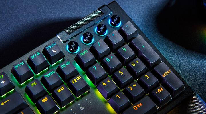 Actual product image Razer BlackWidow V4 X (US, Cable)