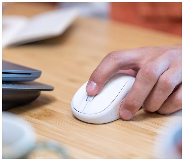 Produktbild Trust Primo Wireless Mouse Matt White (Kabellos)