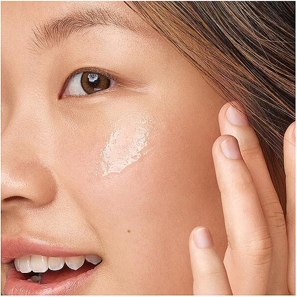 Actual product image Kiehl's Clear Corrective Re-Texturising Peeling (Cleansing scrub, 30 ml)