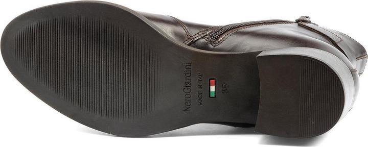 Actual product image Nero Giardini Brescia (41)