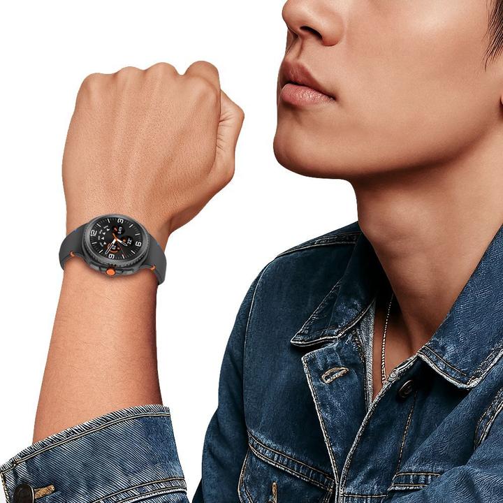 Actual product image Tech-Protect Silikonarmband für Samsung Galaxy Watch 40/44/46 mm - Grün (TPU (thermoplastic polyurethane))