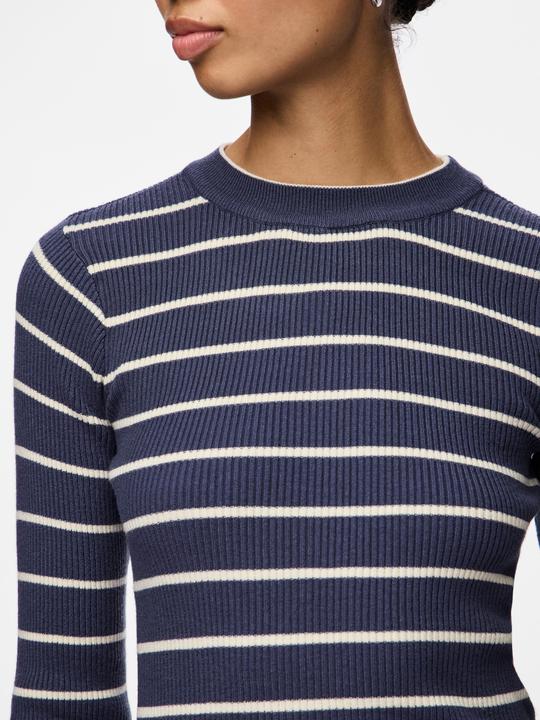 Actual product image Pieces Pcmira New Ls O-Neck Knit Noos Bc (L)