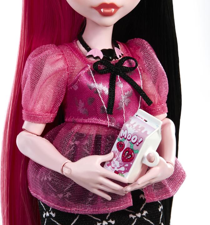 Actual product image Monster High Day Out Puppe, Draculina