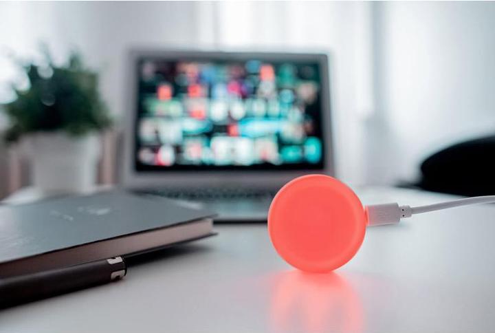 Actual product image Luxafor Mute button with 0.5 m USB-A cable