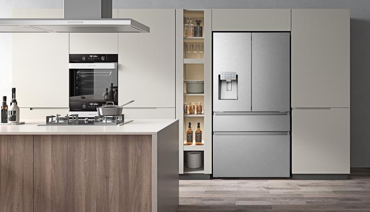 Actual product image Hisense RF728N4SAS (560 l)