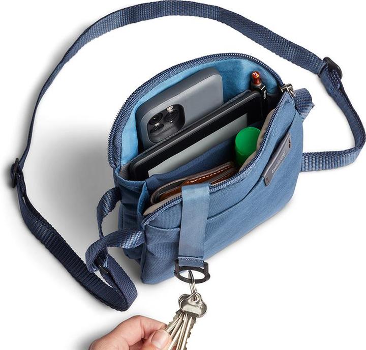 Produktbild Bellroy City Pouch Marineblue