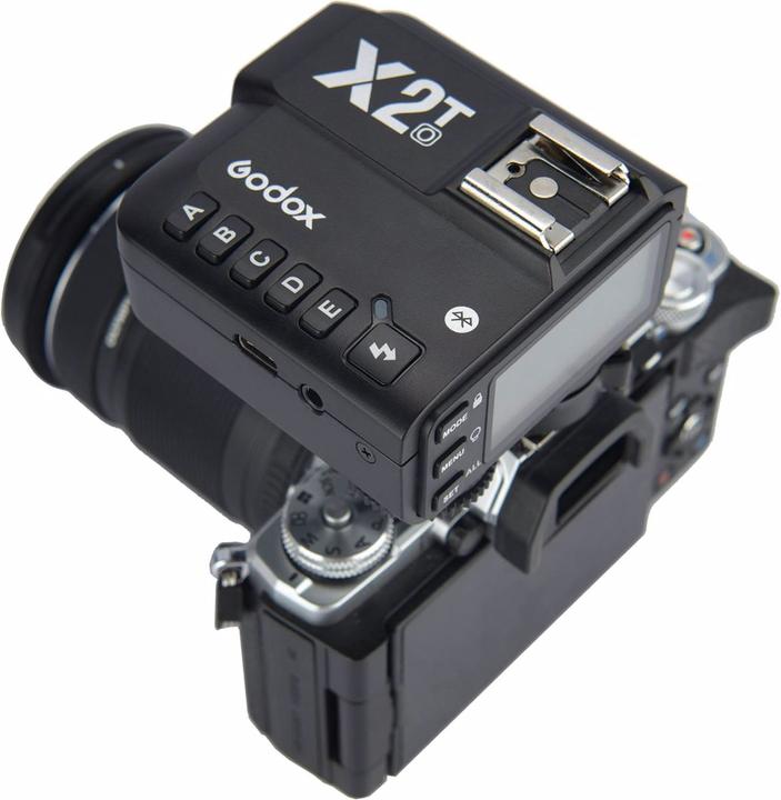 X2T-O (Flash unit battery)