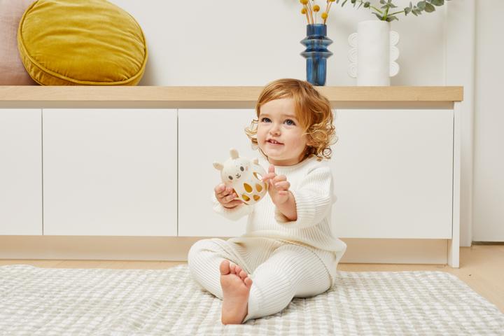 Actual product image Selecta Spielzeug Silikonrassel - Kaninchen