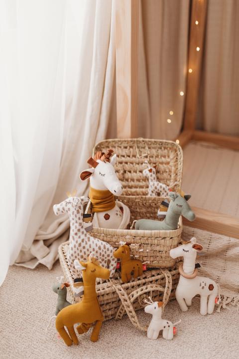 Actual product image Kikadu Griffin with Teething Ring Giraffe