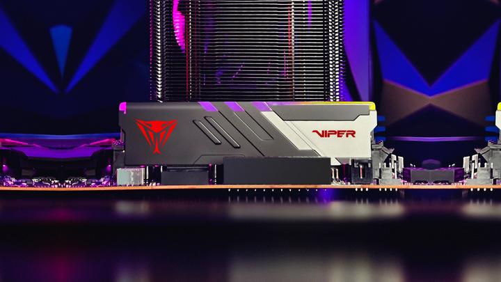 Produktbild Patriot Viper Venom RGB (2 x 32GB, 6000 MHz, DDR5-RAM, DIMM)