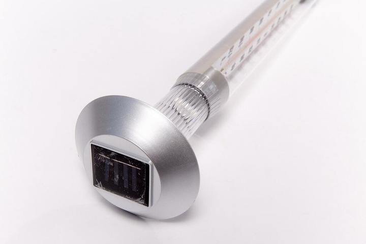 Image du produit Grundig Lampe solaire à LED Thermomètre d'extérieur Piquet de terre