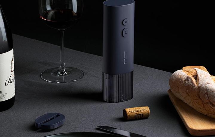 Actual product image Xiaomi Electric Wine Opener (Electric corkscrew)