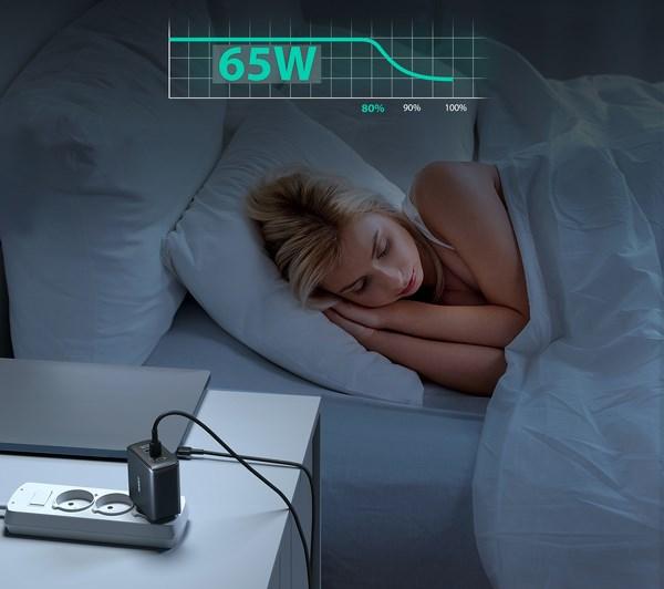 Produktbild Aukey OmniaMix II (65 W, 3 Ports)