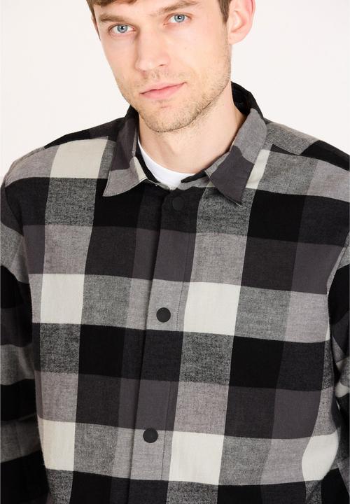 Actual product image Whistler Riglet Chequered (XL)