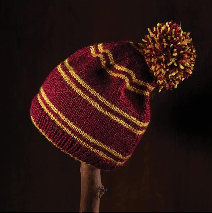 Actual product image Thumbs Up Harry Potter Knitting Set for Hat Gryffindor