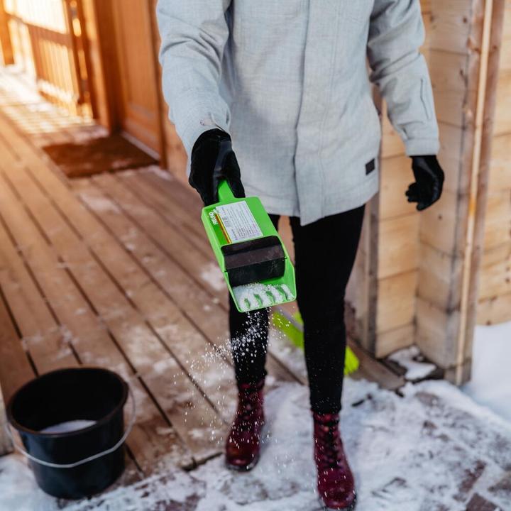 Actual product image Freund Victoria Handheld spreader