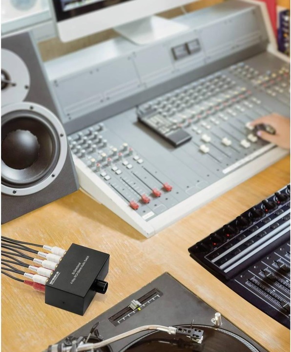 Produktbild SpeaKa Professional 1+4 Port Cinch-Audio-Switch mit Audio-Ports