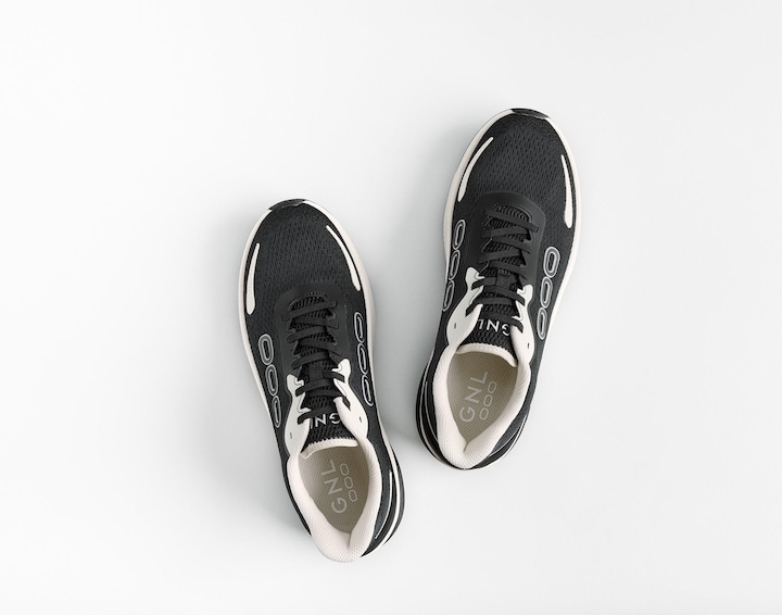 Produktbild GNL Fast Walk Cream Black (40)