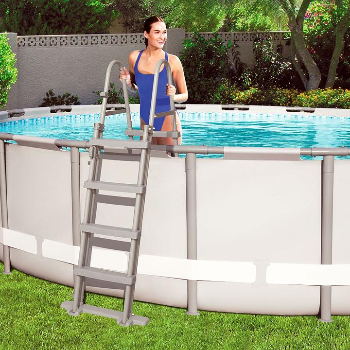Actual product image Bestway Pool leader