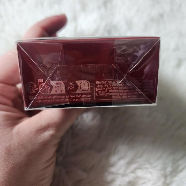 Produktbild Yves Saint Laurent Black Opium Over Red (Eau de Parfum, 30 ml)