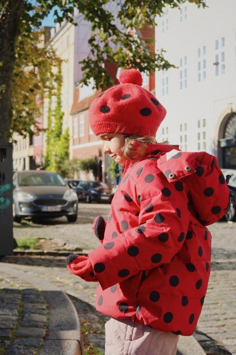 Actual product image Konges Slojd Ladybug Mütze Barbados Cherry