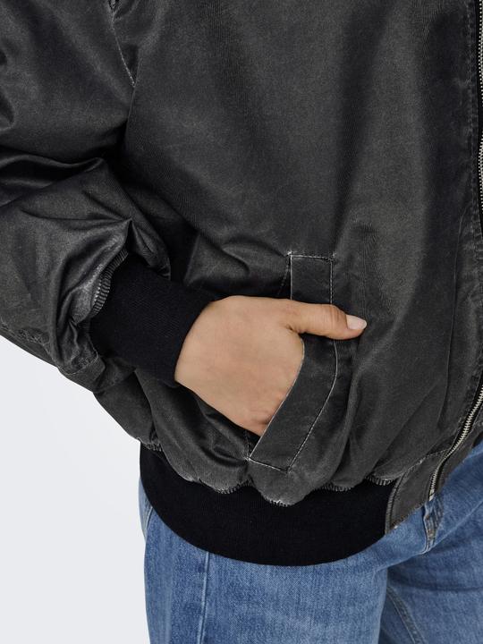 Produktbild Only ONLSCARLETT Blousonjacke Blousonjacke (M)