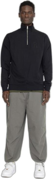 Actual product image Revolution Classic half-zip sweatshirt with embroidery on chest (L)