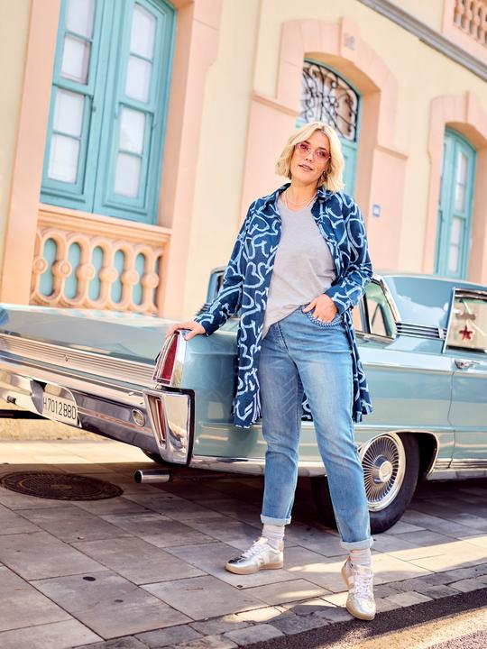 Immagine prodotto Ulla Popken Blusa dal taglio lungo con cuori, collo da camicia e maniche lunghe (62)