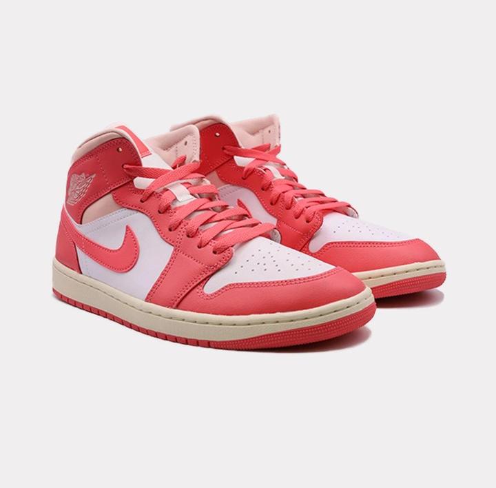 Produktbild Nike Air Jordan 1 Mid (38.5)