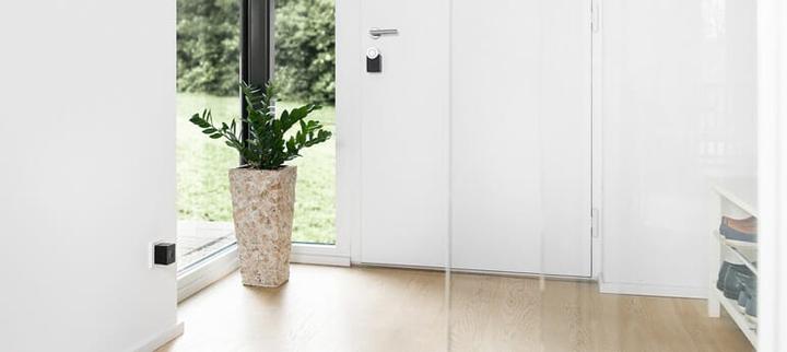 Actual product image Nuki 2.0 CH-cylinder Smart Lock + Bridge (Smartphone)