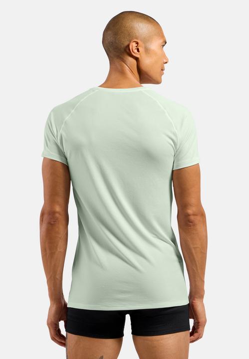 Actual product image Odlo Active F-Dry Light Base Layer T-shirt (S)