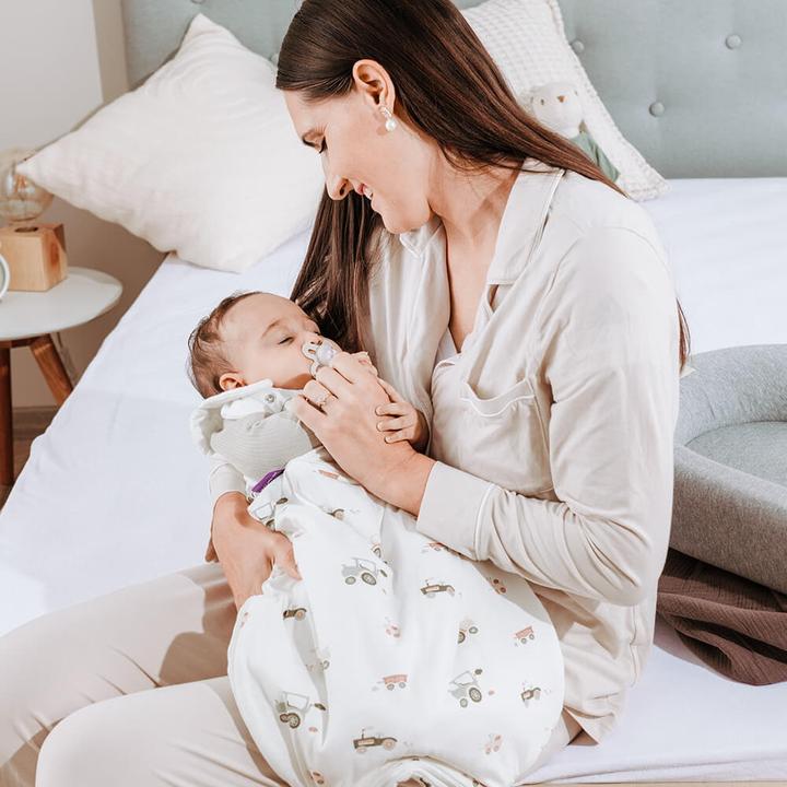 Actual product image Träumeland Baby-Ganzjahresschlafsack Little Farm grün Grösse 62/68 (68 cm, 2.5 TOG, All-season)