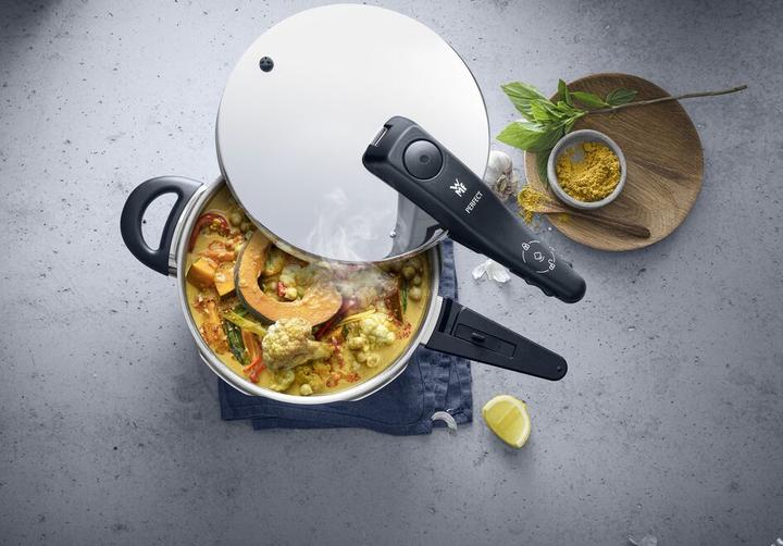 Produktbild WMF Perfect (22 cm, Dampfkochtopf, Edelstahl)