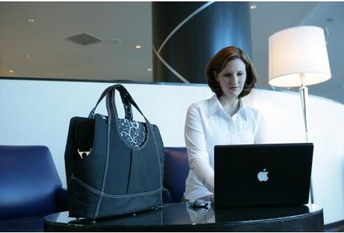 Produktbild Kensington Contour Balance Toploader Chocolate (15")