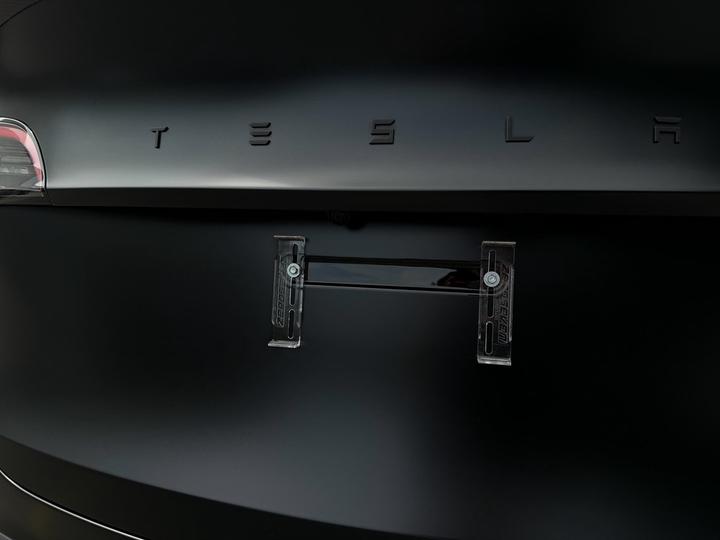 Produktbild Zeroseven Kennzeichenhalter (Front + Heck, Langformat)