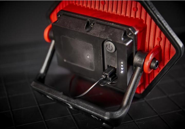 Actual product image Formula 1 WL900 (3000 lm)