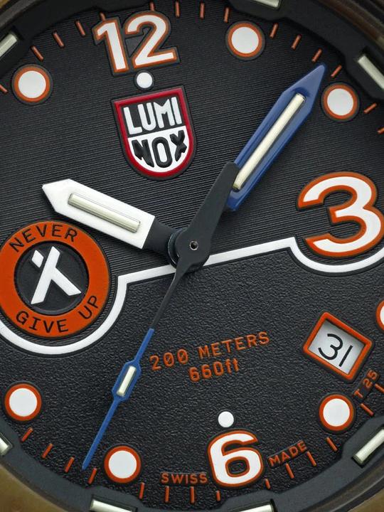 Image du produit Luminox Bear Grylls Survival 3720 Eco Series (Montre analogique, 42 mm)