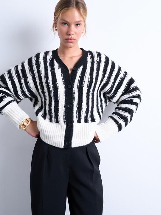 Immagine prodotto Spokey Normal geschnitten Rundhalsausschnitt Strickjacke Strickjacke (XS)