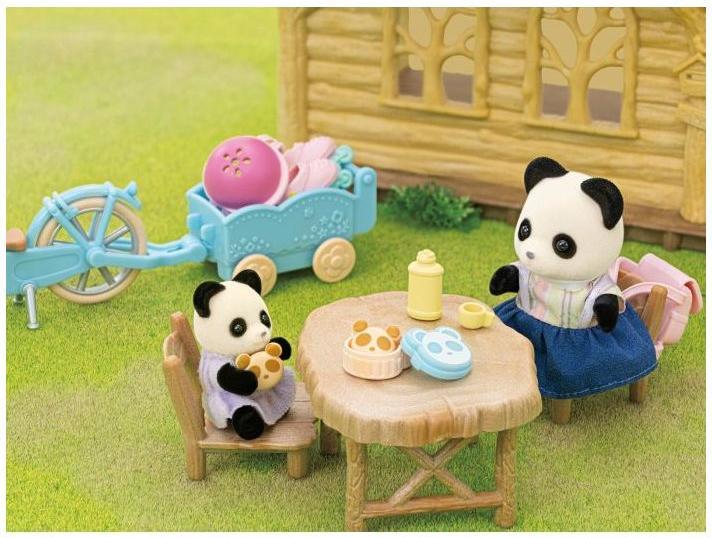 Actual product image Sylvanian Families Cycle & Skate Set -Panda Girl