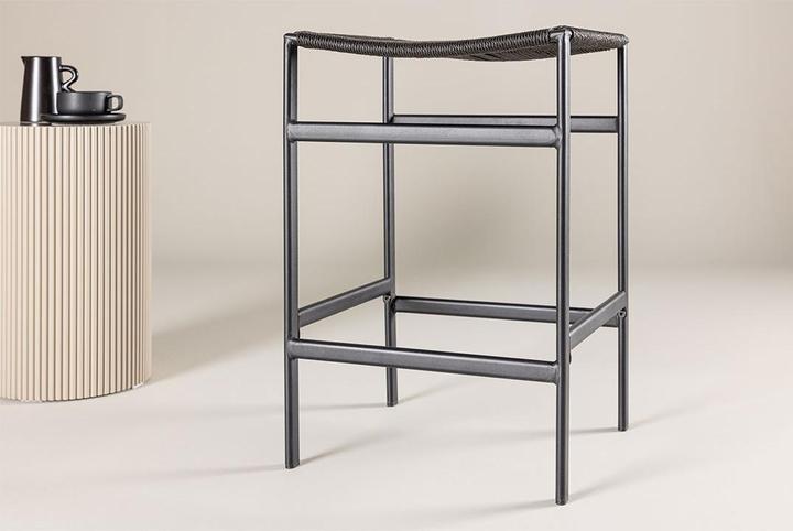 Actual product image Venture Home Polly