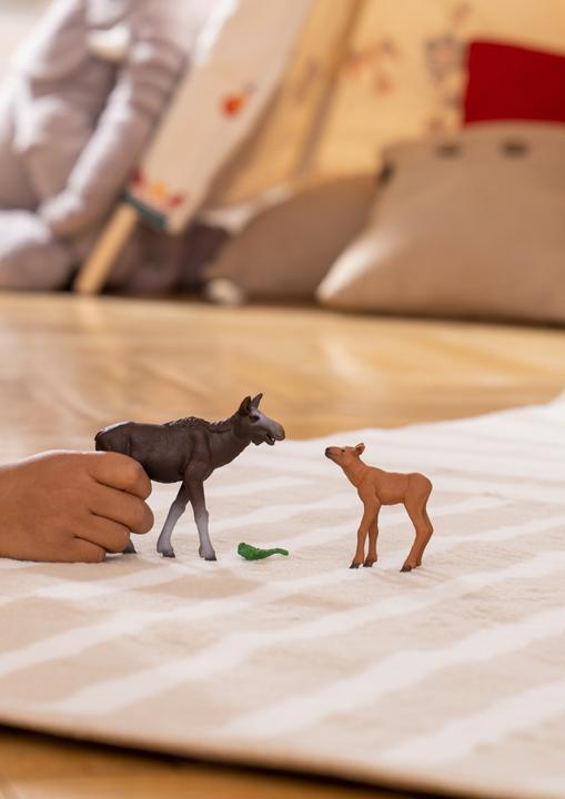 Actual product image Schleich Moose cow with calf (NatGeo)