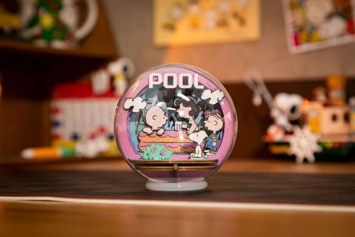 Produktbild Pantasy Die Peanuts Puremind Modellbausatz Wooden Theater Globe Cool Pool