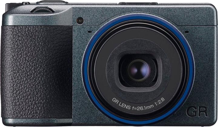 Actual product image RICOH GR IIIx Urban Edition (26 mm, 24.24 Mpx, APS-C / DX)