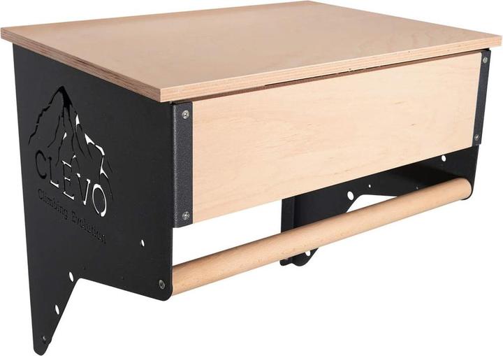 Actual product image Clevo Climbing Bundle CLEVO Wall + Hangboard