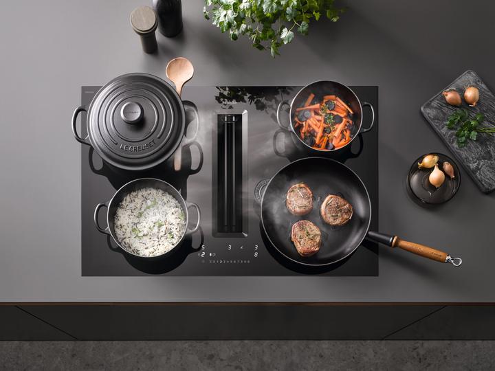 Image du produit Miele KMDA 7676 FL-A BlackPerfection (80 cm, Table de cuisson à induction)