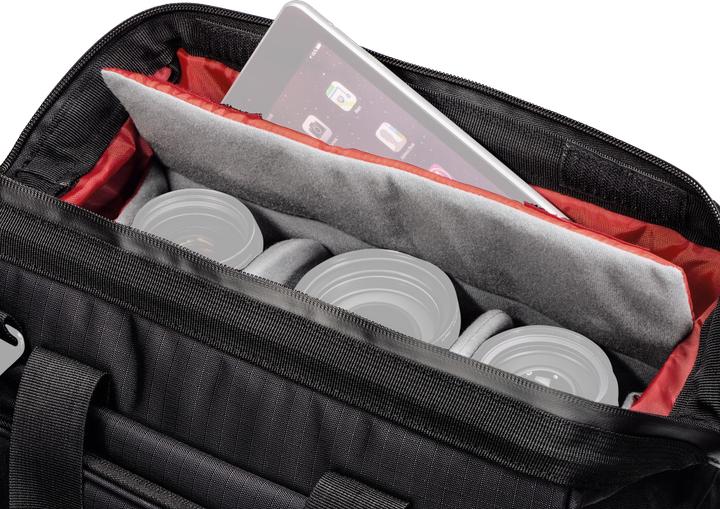 Actual product image Hama Multitrans 200 camera bag (Camera shoulder bag)