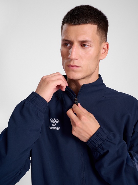 Produktbild hummel Hmltravel Woven Jacket (L)