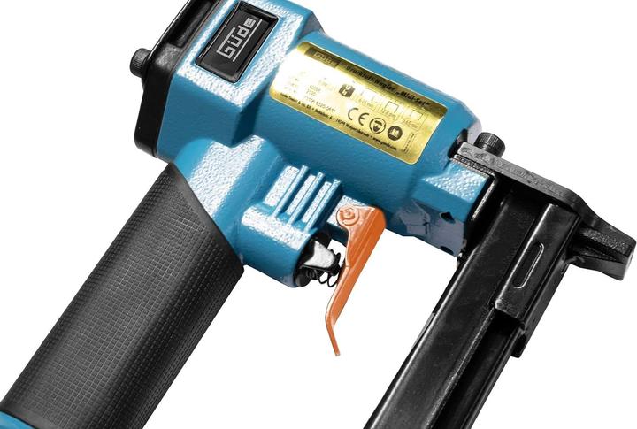 Actual product image Güde KN 14 Compressed air stapler IG 1/4" ( 40088 ) + 1800x staples + oil + safety goggles + case