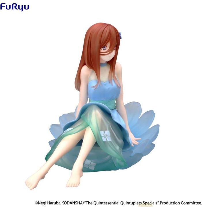 Actual product image Furyu The Quintessential Quintuplets Specials Bloo-me! PVC Statue Nakano Miku 11 cm